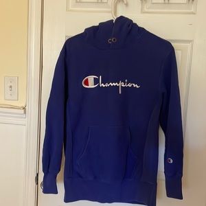Champion heavyweight sweatshirt L royal blue